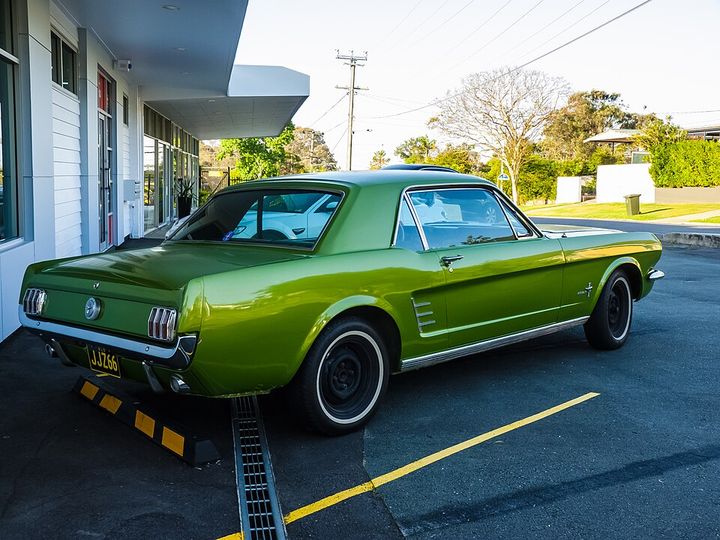 Ford Mustang I, 1964–1973