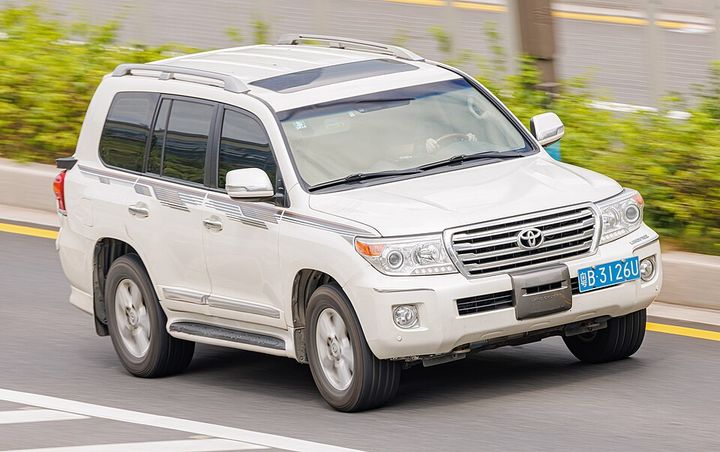 Toyota Land Cruiser J200, 2007–2021
